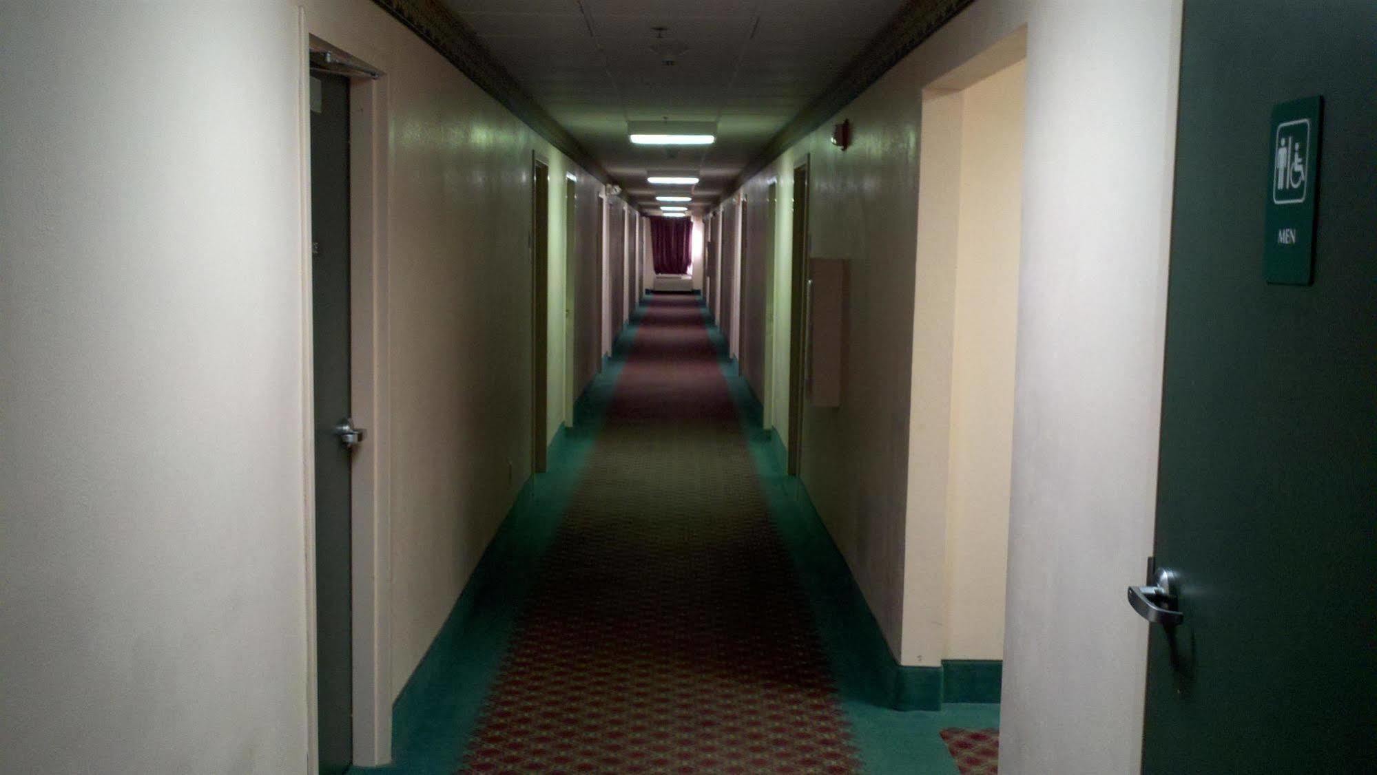 Oakland Inn Extérieur photo